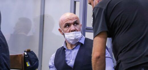 Обвиняемый в заказе нападения на Екатерину Гандзюк, глава Херсонского областного совета Владислав Мангер в Днепровском суде Киева, 8 октября 2020 года Фото: Виктория Рощина/hromadske