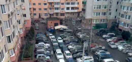 Платная парковка в столичных дворах: кто не будет платить, а кому придется