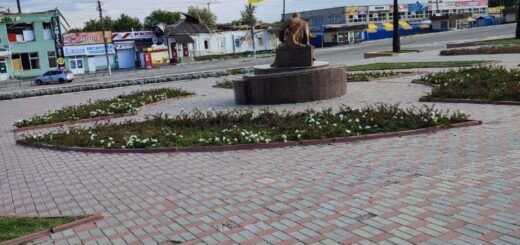 У центрі звільненої Балаклії вже встановлено прапор України.