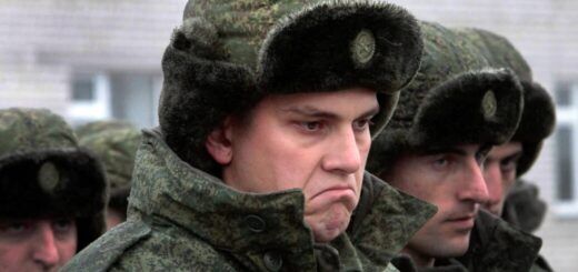 «Хватай кого попало, делай вид, что обучаешь, и отправляй». Чего ждут от путинской мобилизации военные эксперты и исследователи
