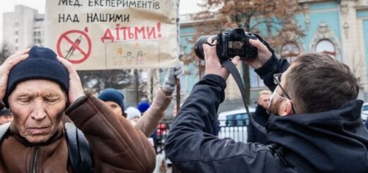 Ковид и кибербезопасность: Как защититься от дезинформации антивакцинаторов и России?