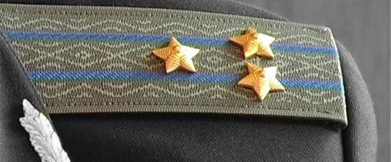 Прокурора по одежі зустрічають