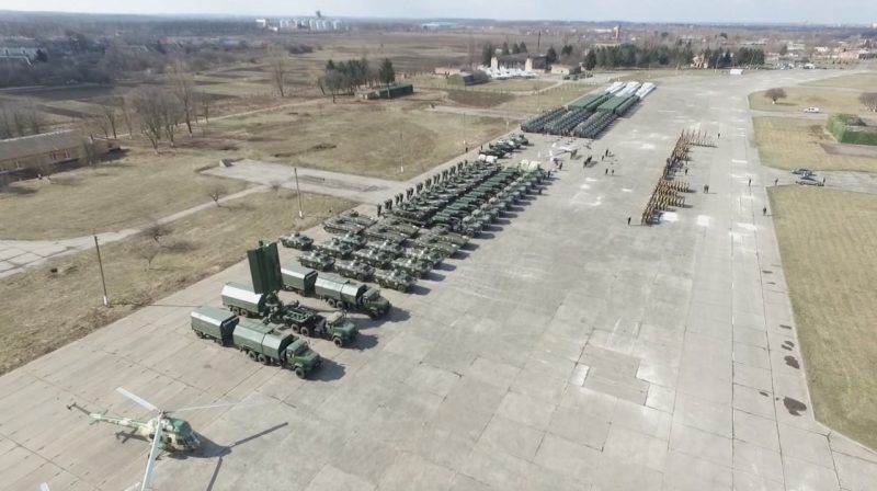 Оружие для ВСУ: ударные БПЛА, БТР-3 Е1, РЛС «Малахит»