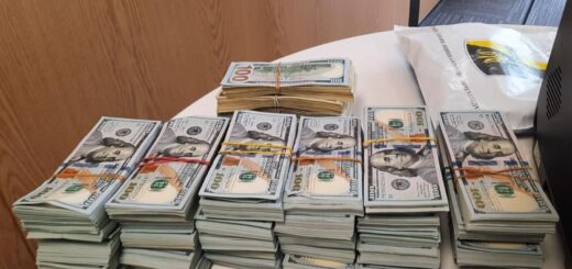 Українці готові все частіше повідомляти про корупціонерів. Хто має право на 10% винагороди?