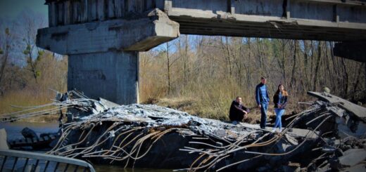 Викрадені люди, партизанський штаб і маленька дитина: як сім’я пілота з Київщини жила й боролась в окупації